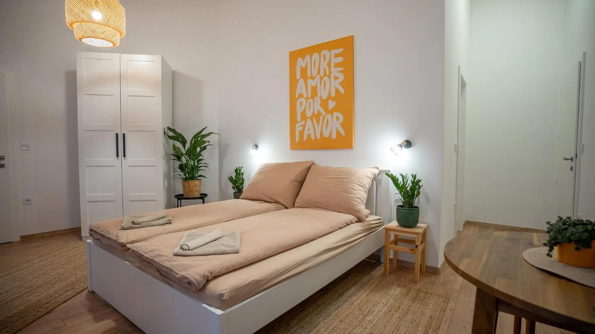 Ciao Eger Apartmanok