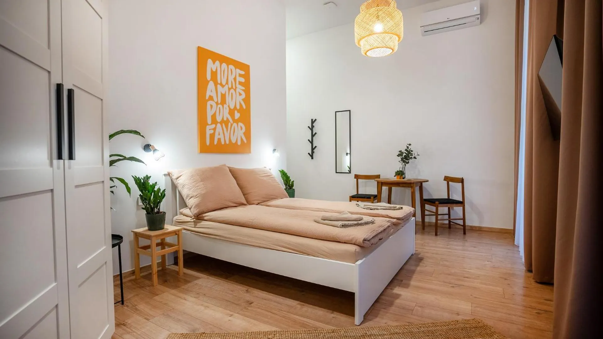 酒店 Ciao Eger Apartmanok